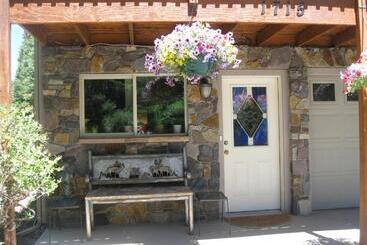 Bridal Veil Bed And Breakfast