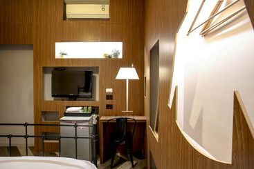Fengjia Footpace  Hostel