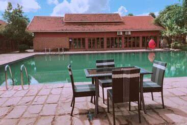 هتل Chiangmai Royal Creek