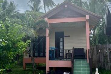 Отель First Villa Beach Resort