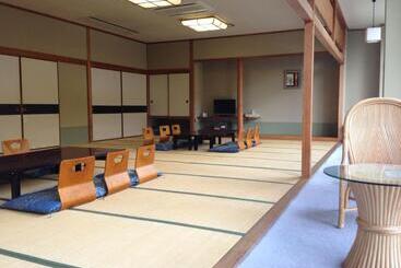 هتل Hinotani Onsen Misugi Resort