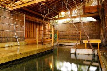 هتل Hinotani Onsen Misugi Resort