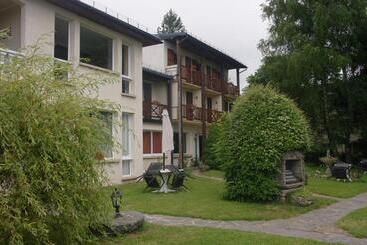 هتل Hostellerie Saint Clément
