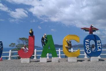 هتل Jaco Lodge Quiet Place