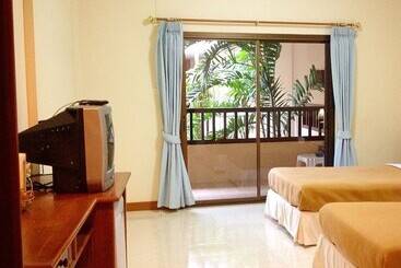 هتل Khaolak Inn
