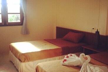 هتل Khaolak Inn