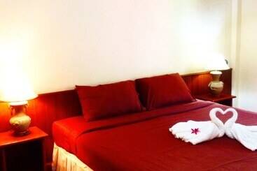 هتل Khaolak Inn