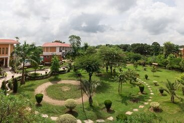 هتل Landmark Forest Park