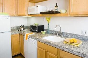 هتل Venice Suites