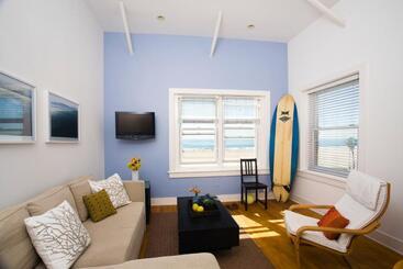 هتل Venice Suites
