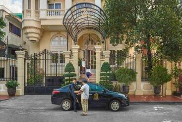 Palace Gate Hotel & Residence By Ehm
