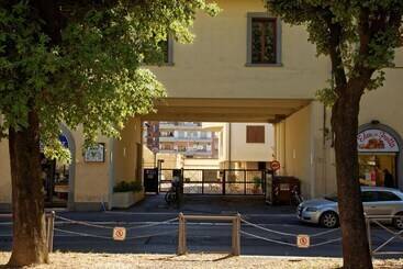 Patty S Aparthotel Arezzo