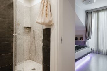 پانسیون Montenapoleone Suites