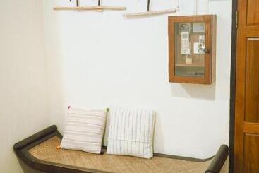 Пансион Rustic Guest House