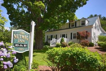 تختخواب و صبحانه The Nutmeg Inn