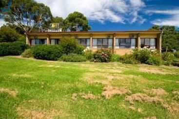 Bellbrae Motel