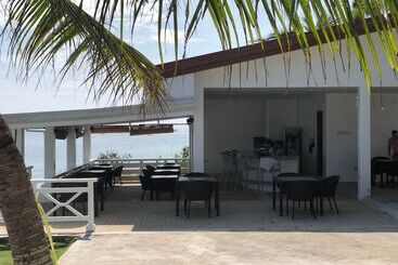 Cliffside Resort
