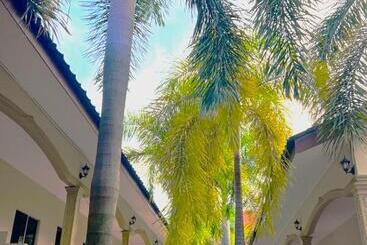 Dhania Cenang Beach Motel