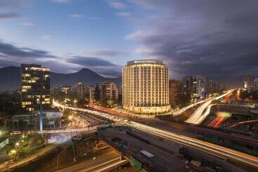 هتل Doubletree By Hilton Santiago Kennedy