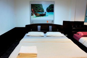 هتل Golden Bee Phi Phi