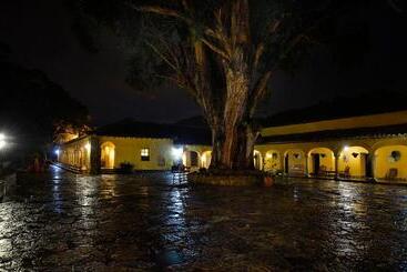 هتل Hacienda El Salitre