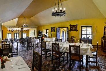 هتل Hacienda El Salitre