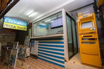 هتل Ibiza Phi Phi