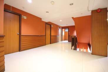 هتل Pannee Lodge Khaosan   Sha Plus
