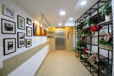 هتل Pannee Lodge Khaosan   Sha Plus