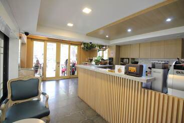 هتل Pannee Lodge Khaosan   Sha Plus
