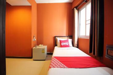 هتل Pannee Lodge Khaosan   Sha Plus