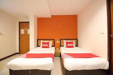 هتل Pannee Lodge Khaosan   Sha Plus