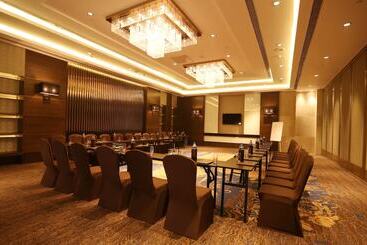 Pride Plaza Hotel, Aerocity New Delhi