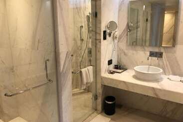 Pride Plaza Hotel, Aerocity New Delhi