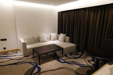 Pride Plaza Hotel, Aerocity New Delhi