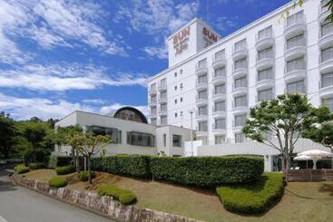 هتل Resorpia Kumihama
