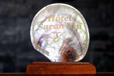 هتل Sarah Nui