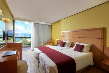 هتل Sirens Beach & Village