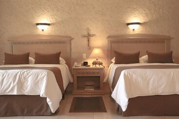 هتل Suites Layfer, Cordoba, Veracruz, Mexico
