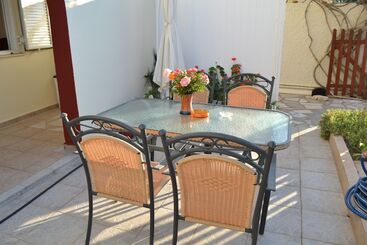Kastro Apartments