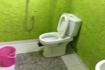 پانسیون Cenang Rest House