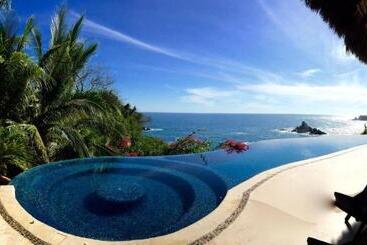 استراحتگاه Zoa Hotel   Adults Only