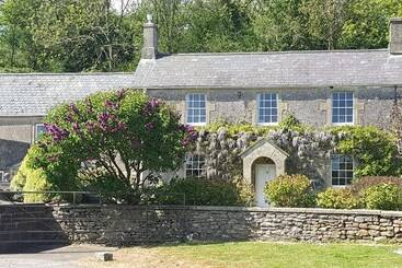 The Hideaway - Shepton Mallet