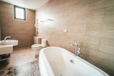 هاستل Behind The Scene Hotel Club @ Samui