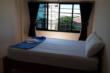 Coffee Island   Hostel