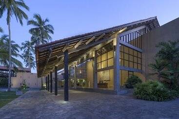 Anantara Kalutara Resort