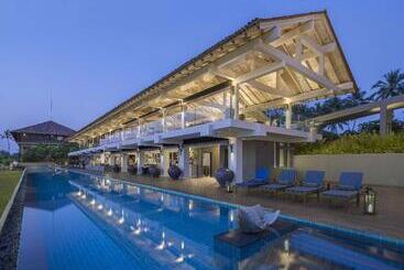 Anantara Kalutara Resort