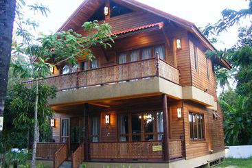 Baan Nana Villa