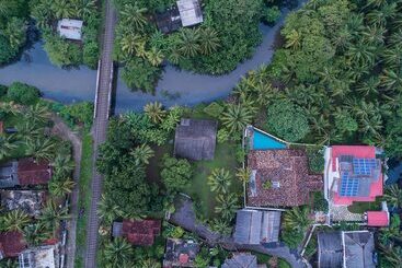 تختخواب و صبحانه Green Casa