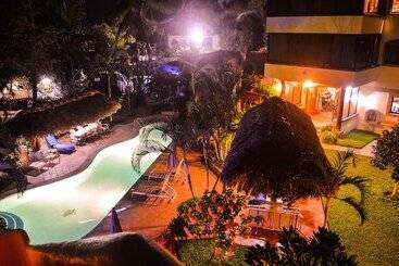Casamar Suites